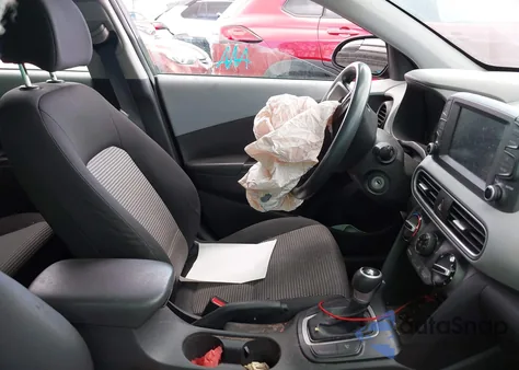 2019 Hyundai Kona Se z USA, uszkodzony, nr VIN KM8K12AA0KU323478